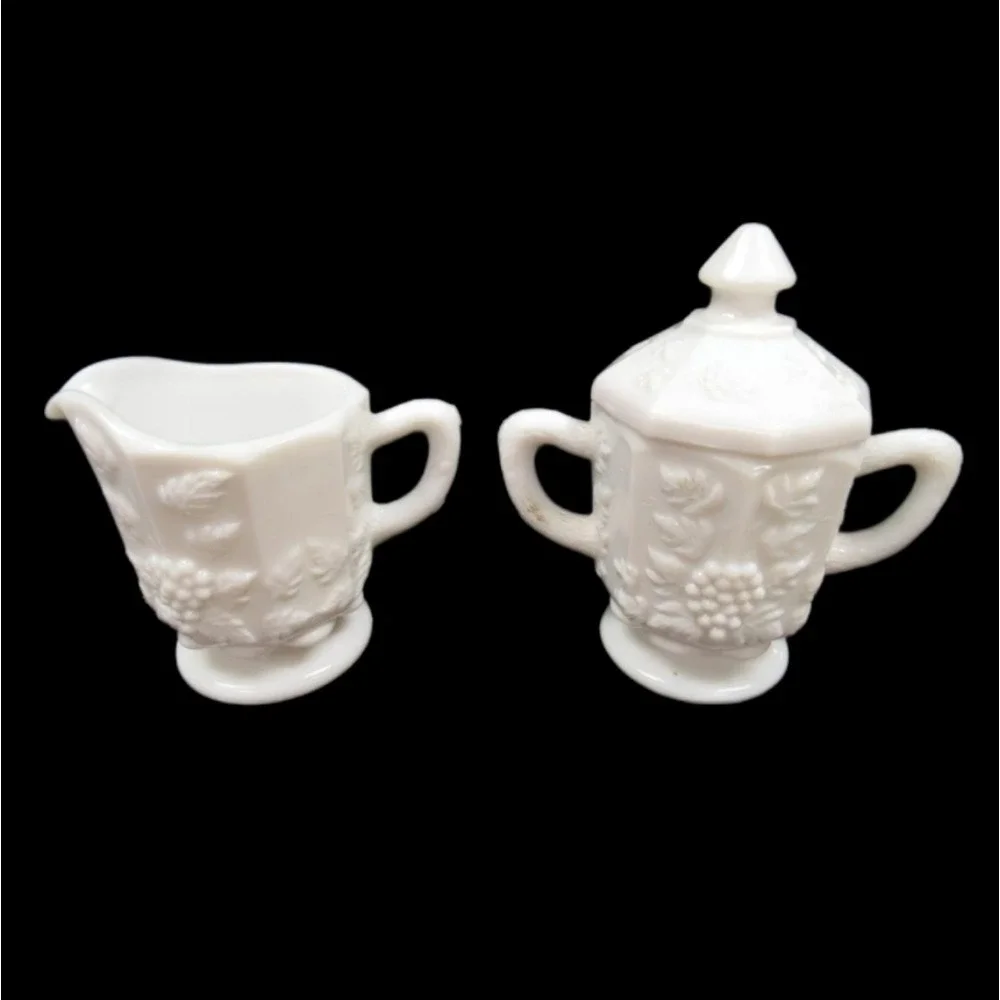 Vintage Westmoreland White Milk Glass‎ Harvest Grape Creamer Sugar Bowl Set 2pc